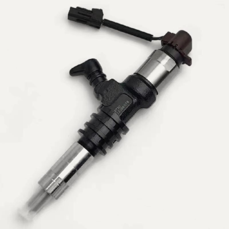 095000-0202 common rail fuel injector (OEM ME132614) — view 2