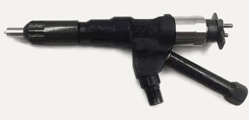 095000-0404 common rail fuel injector (OEM 23910-1163) — view 2
