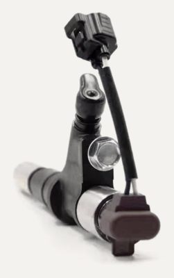 095000-5402 common rail fuel injector (OEM 23670-E0280) — view 4