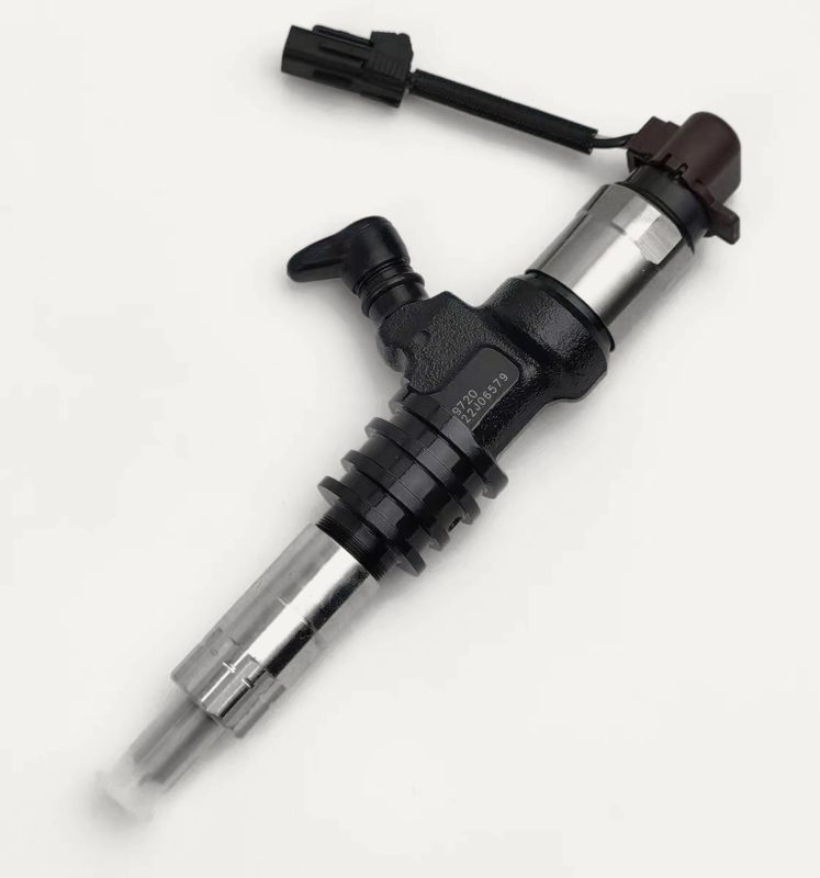 Fuel injector 095000-9720, OEM ME307488 — product photo