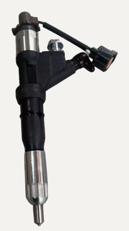 Fuel injector 295050-2580, OEM 23670-E0221 — product photo