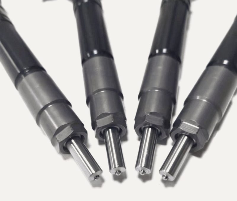 295700-0310 common rail fuel injector (OEM 23670-11030) — view 2